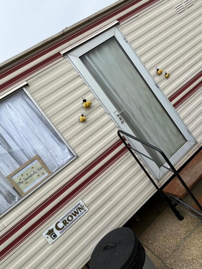 The Samanda Van Newport Caravan Park Hemsby Exterior foto